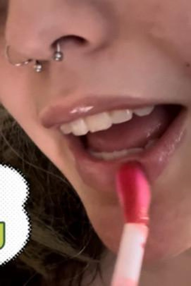 Lip Reading - Screenshot 1 of 4 - Domination