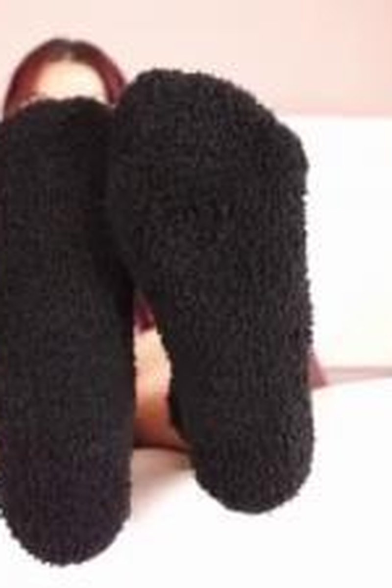 Fuzzy Socks Tease - Screenshot 1 of 4 - Foot Fetish