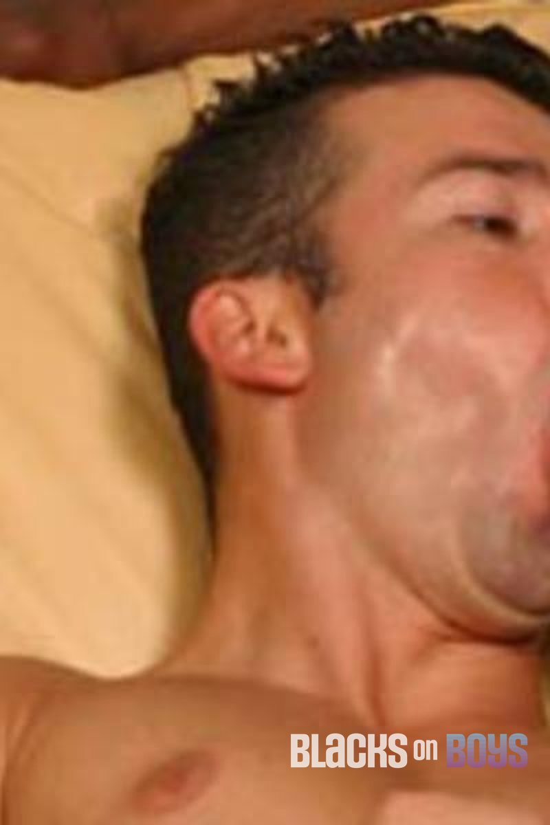 Dominik - Screenshot 1 of 4 - Anal