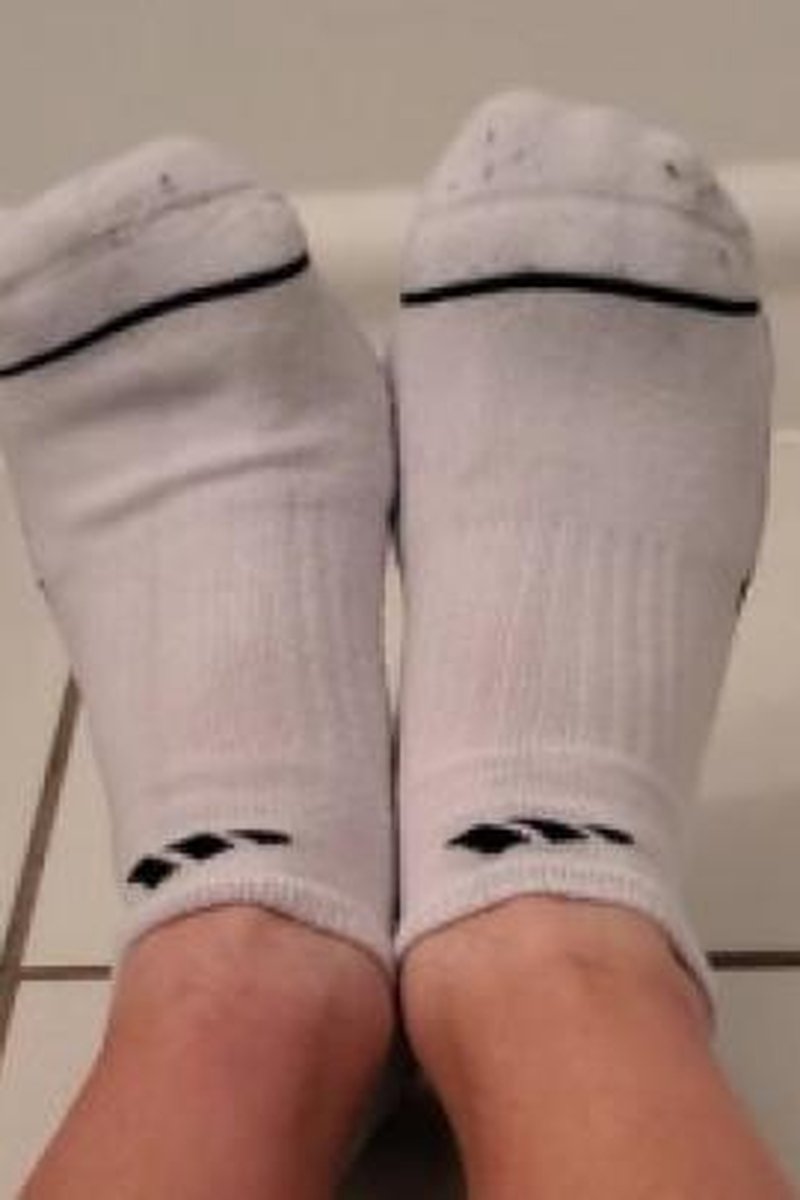 Sock Strip - Screenshot 1 of 4 - Foot Fetish