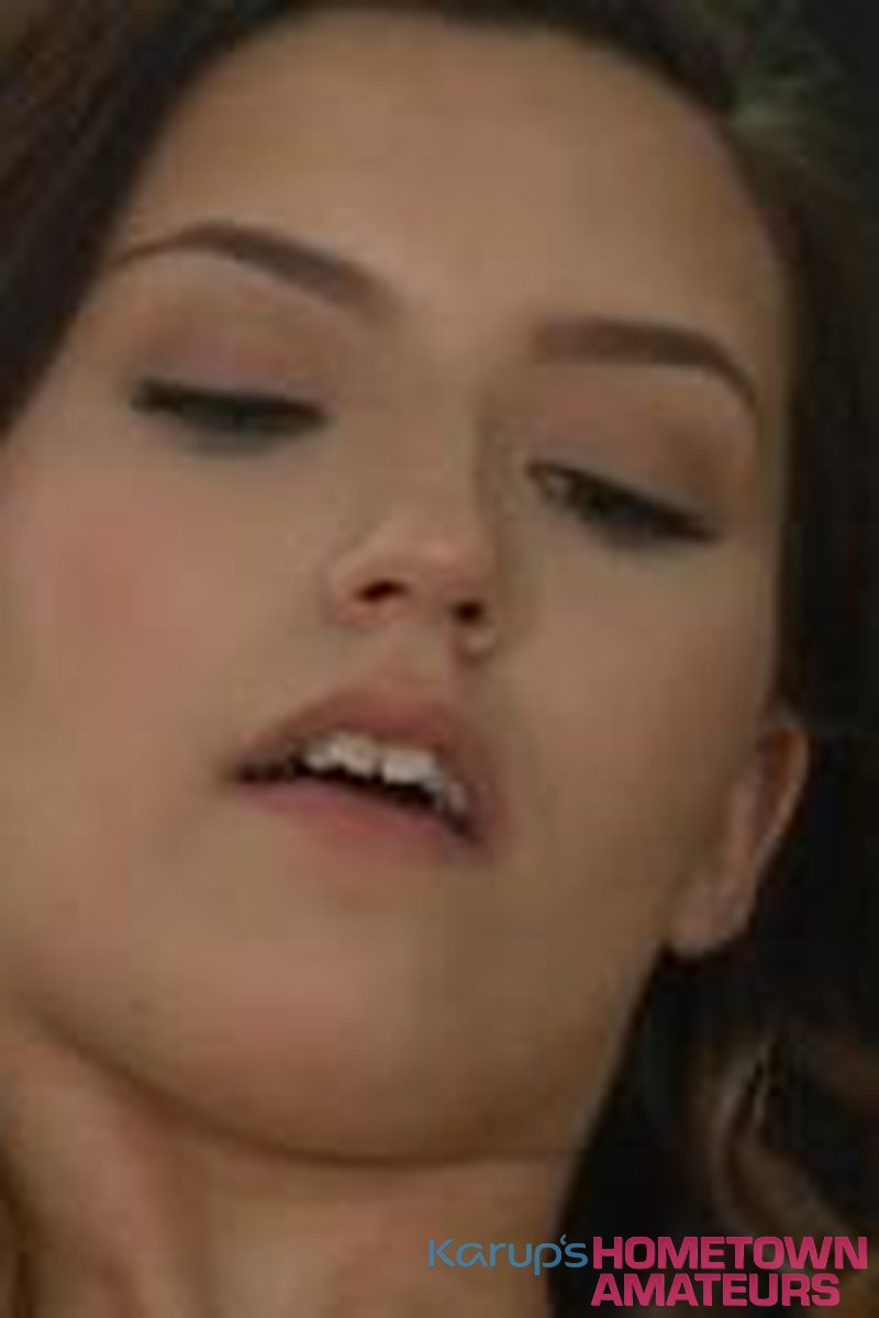 Zara - Screenshot 1 of 4 - Zara Brooks