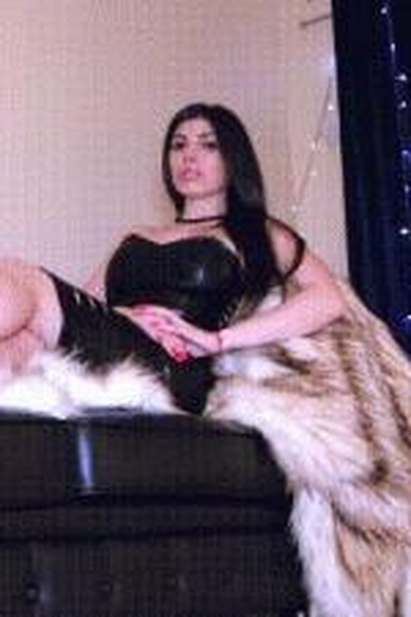 Chastity Slave Perfect Example - Screenshot 1 of 4 - Anal