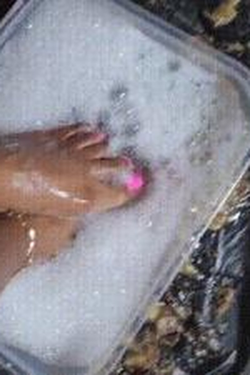 ASMR Foot Soak - Screenshot 1 of 4 - Femdom