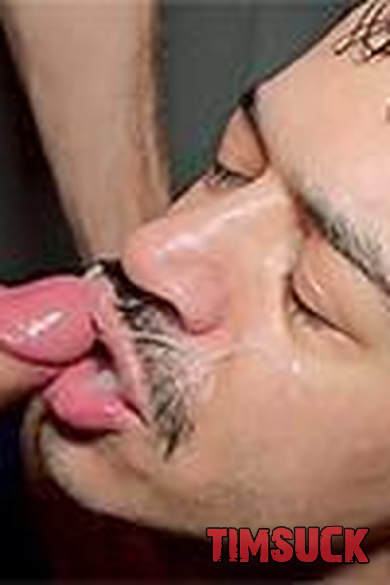 SLOBBER BONE - Screenshot 1 of 4 - Blowjob