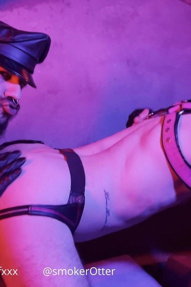 Dungeon Pups - Part III - Suck N Fuck - Screenshot 1 of 4 - BDSM