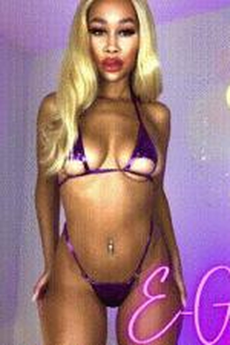 E Goddess Obsession - Screenshot 1 of 4 - Ass Worship