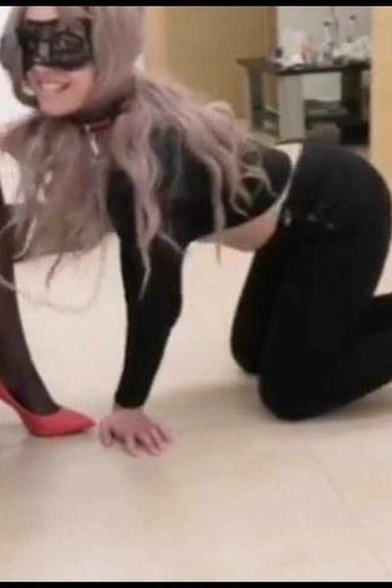 Using Lady Slave - Screenshot 1 of 4 - Arabic