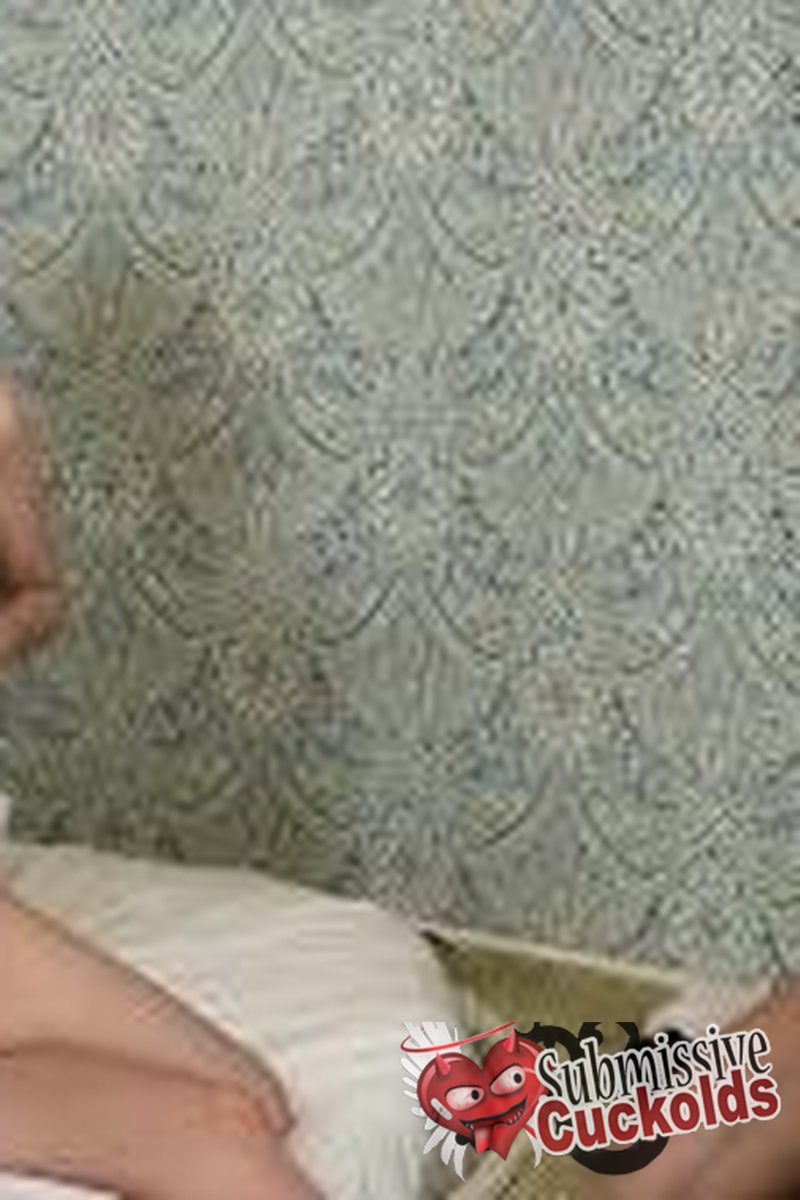 Daisy Lee - Screenshot 1 of 4 - Cuckolding