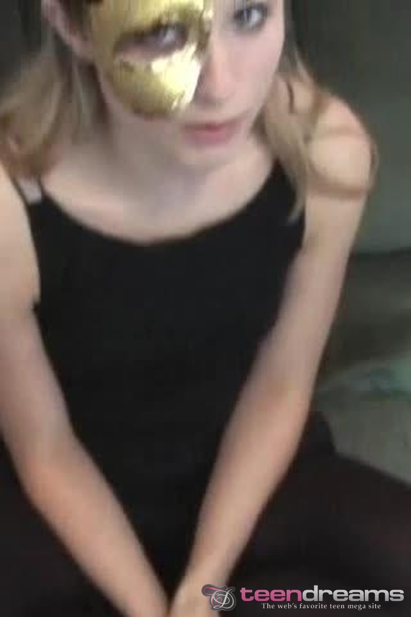 Kitty - Screenshot 1 of 4 - Teen (18-22)