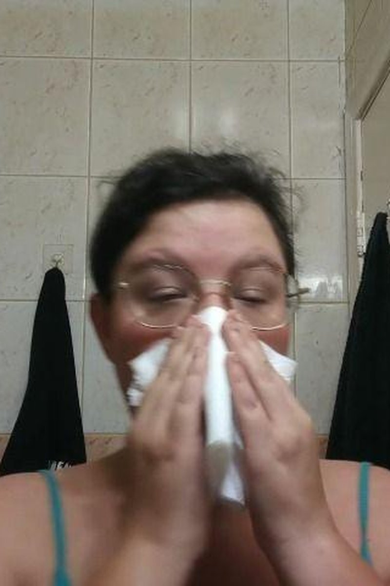 Honks Destroy Tissues - Screenshot 1 of 4 - Nose Flute