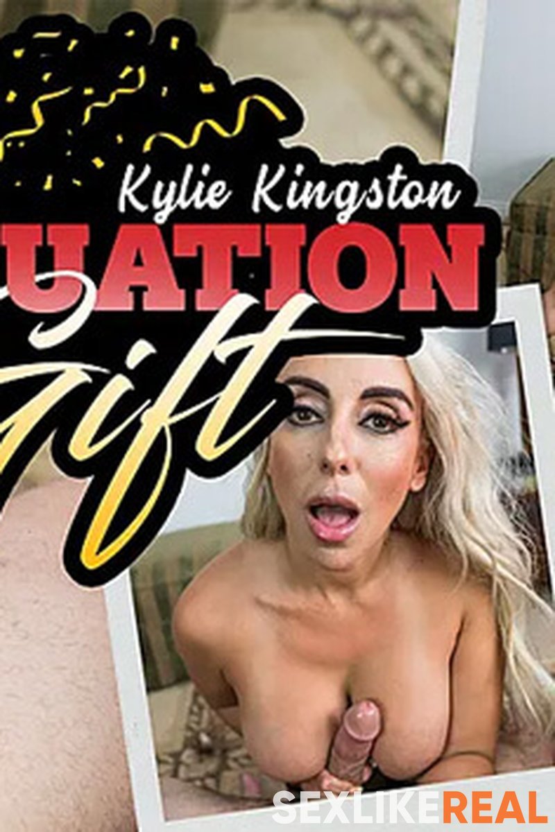 Graduation Gift - Screenshot 1 of 4 - 3D Available