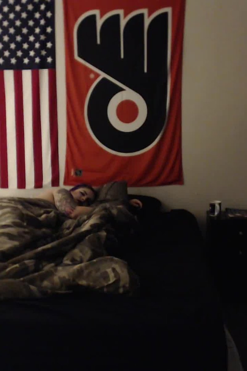 Naptime - Screenshot 1 of 4 - Babes