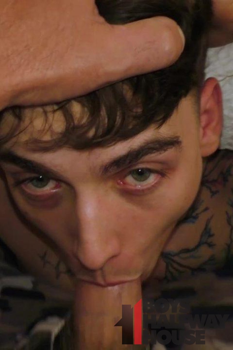 Memphis Sucks - Screenshot 1 of 4 - Blowjob