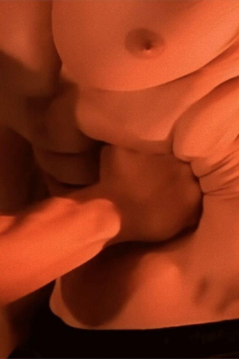 Gut Punching - Screenshot 1 of 4 - Bodybuilder