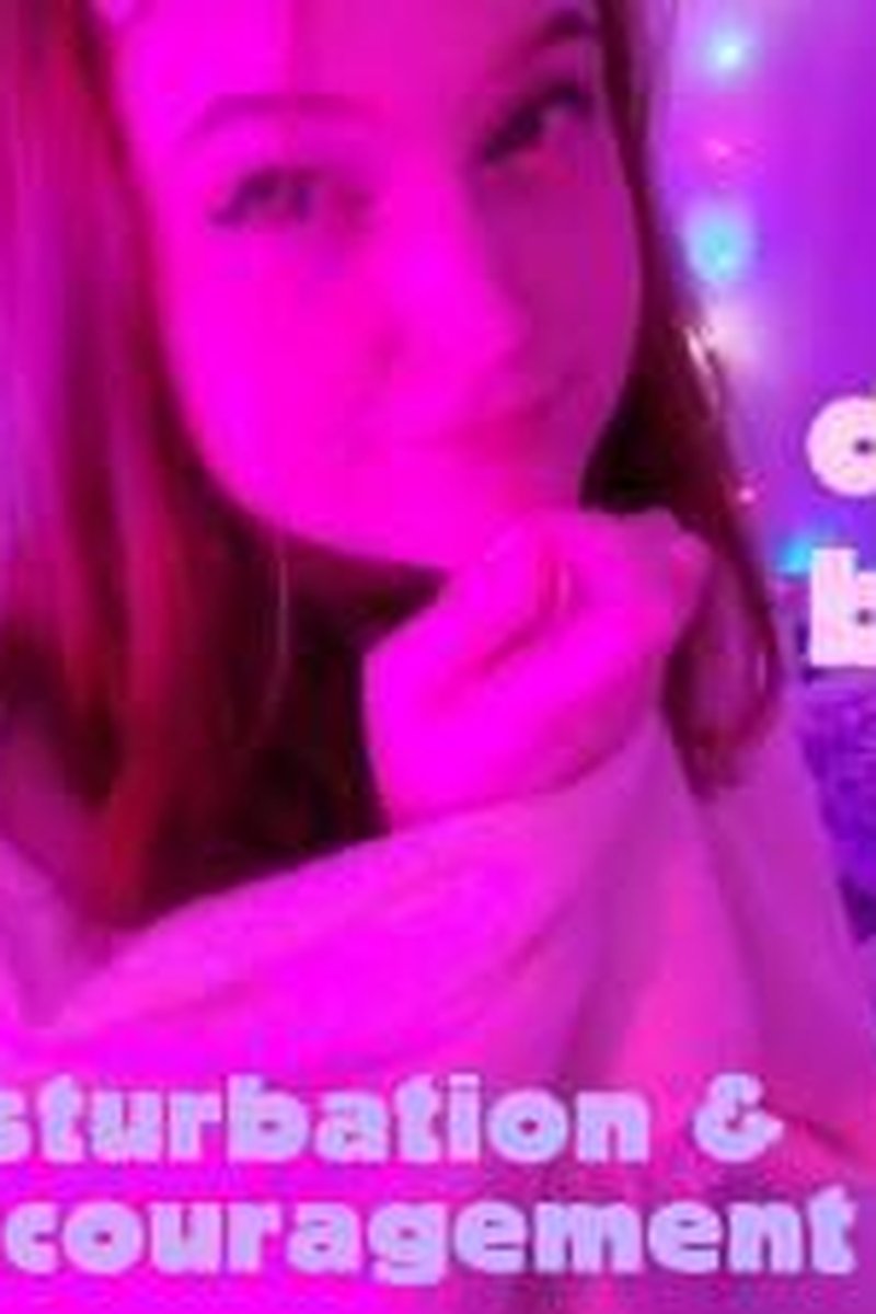 Bedtime Snuggles - Screenshot 1 of 4 - Gfe - Girlfriend Experience