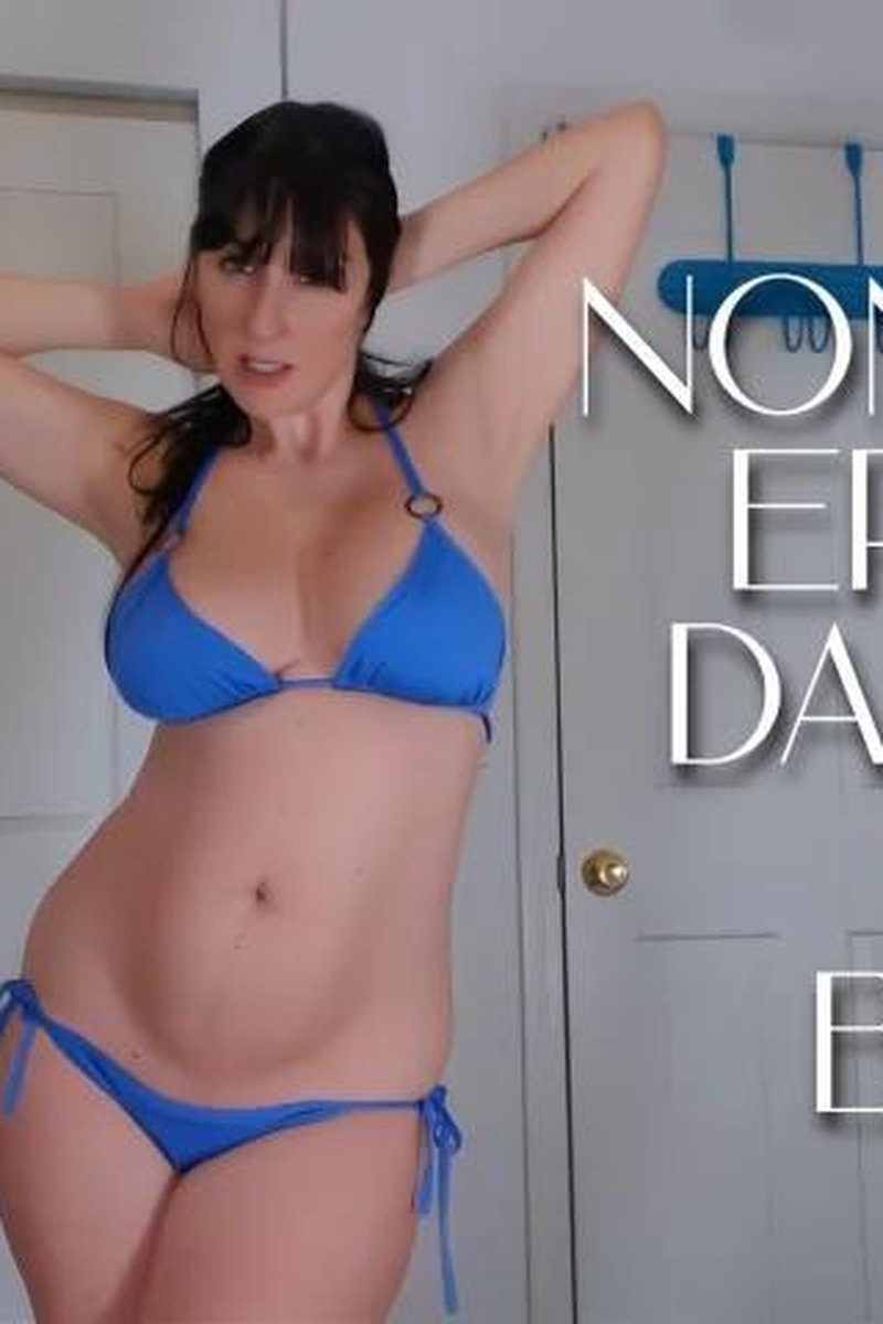 Bikini Bumps - Screenshot 1 of 4 - Marie Elise