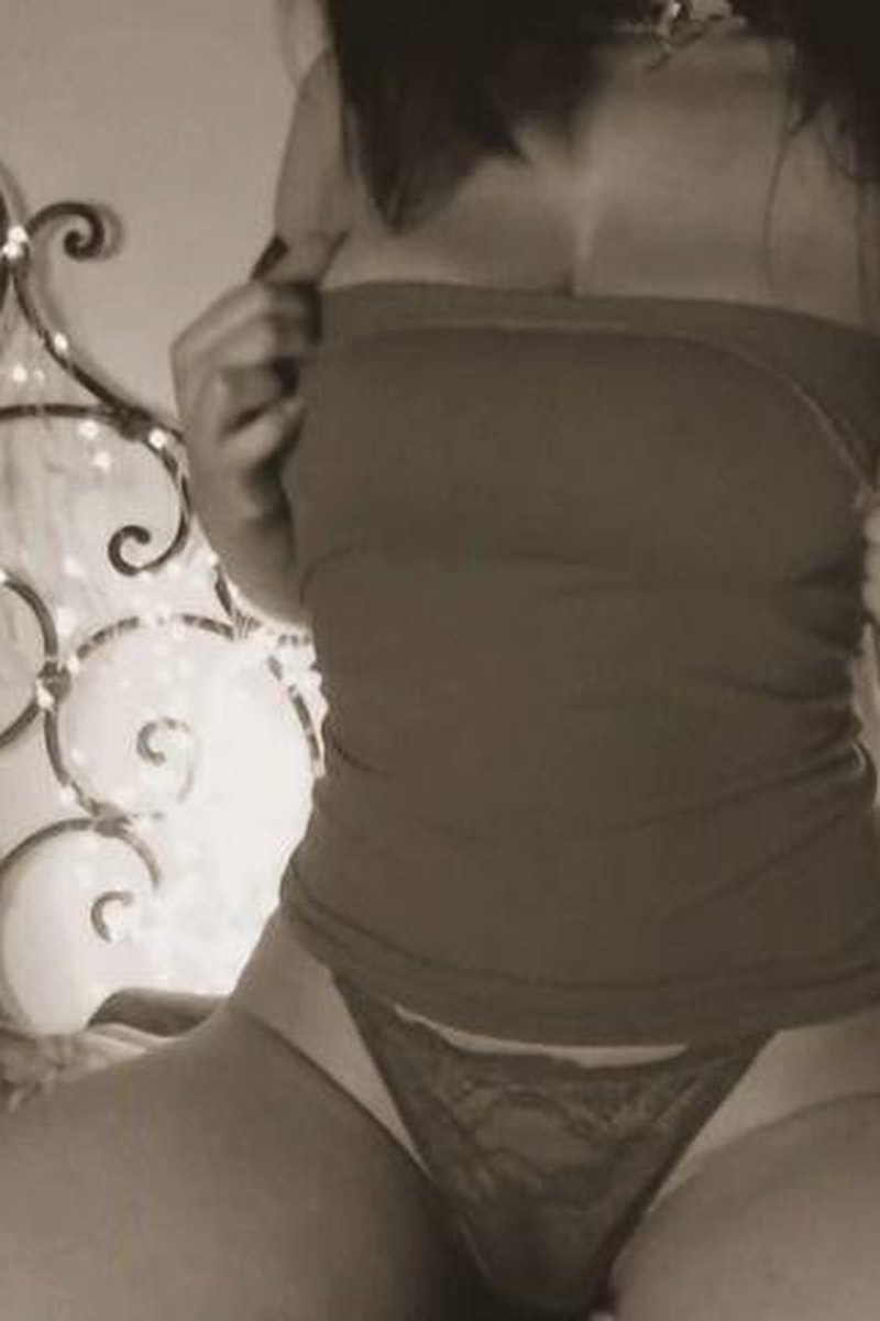 Teaser - Screenshot 1 of 4 - Bitch