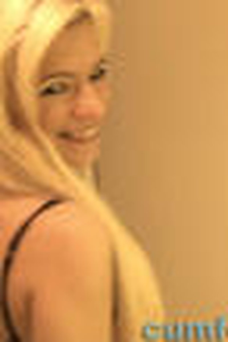 Cumface - Screenshot 1 of 4 - Blowjob