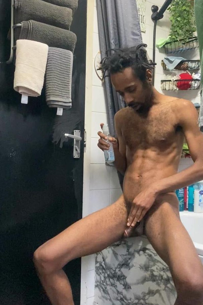 Bathroom Play With Lube - Screenshot 1 of 4 - Male Stripper
