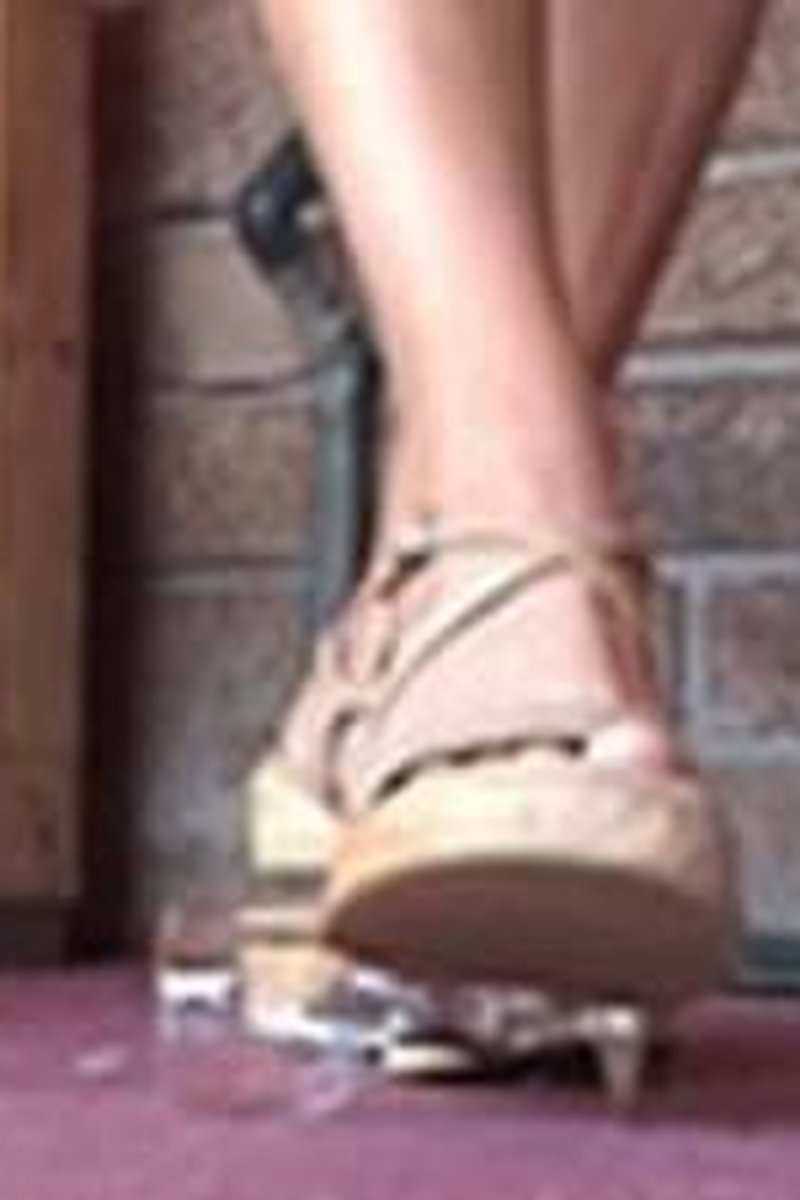 Foot Shattering - Screenshot 1 of 4 - Foot Fetish