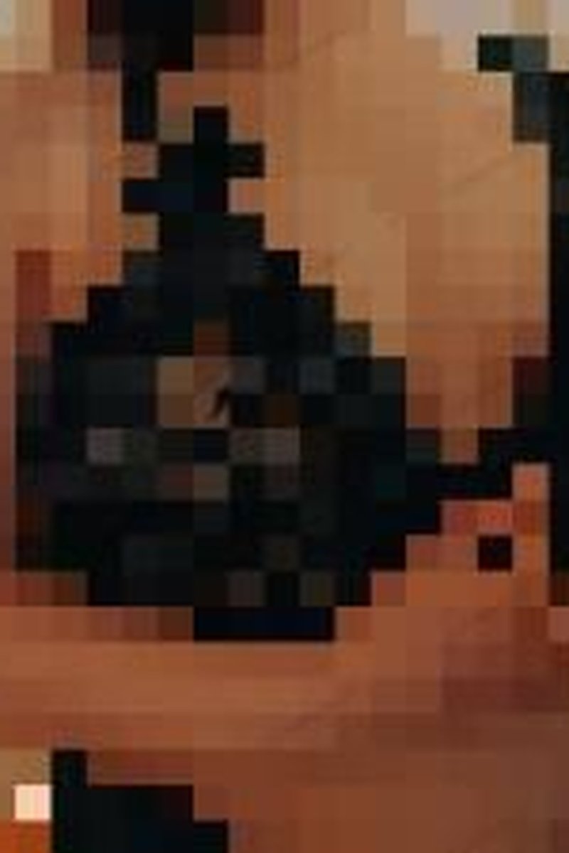 Cleavage - Screenshot 1 of 4 - Femdom