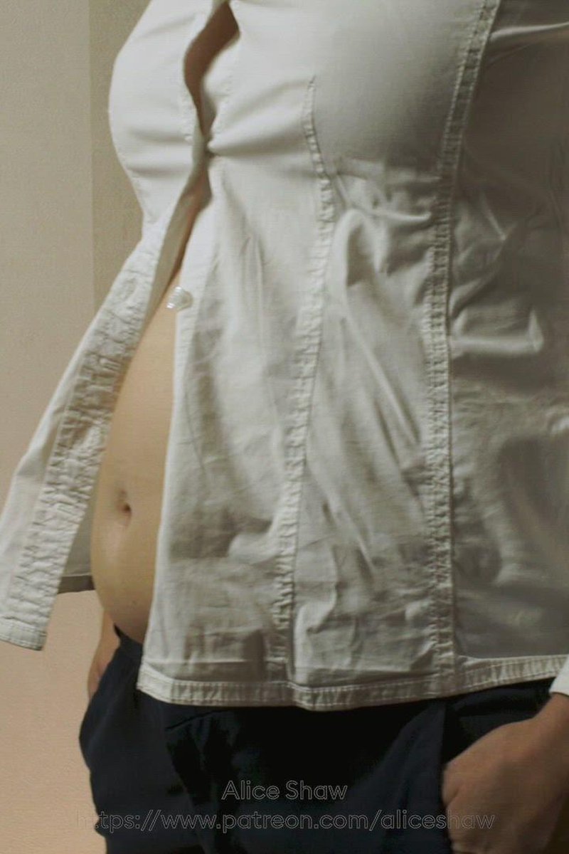 Office Pants - Screenshot 1 of 4 - Bloated