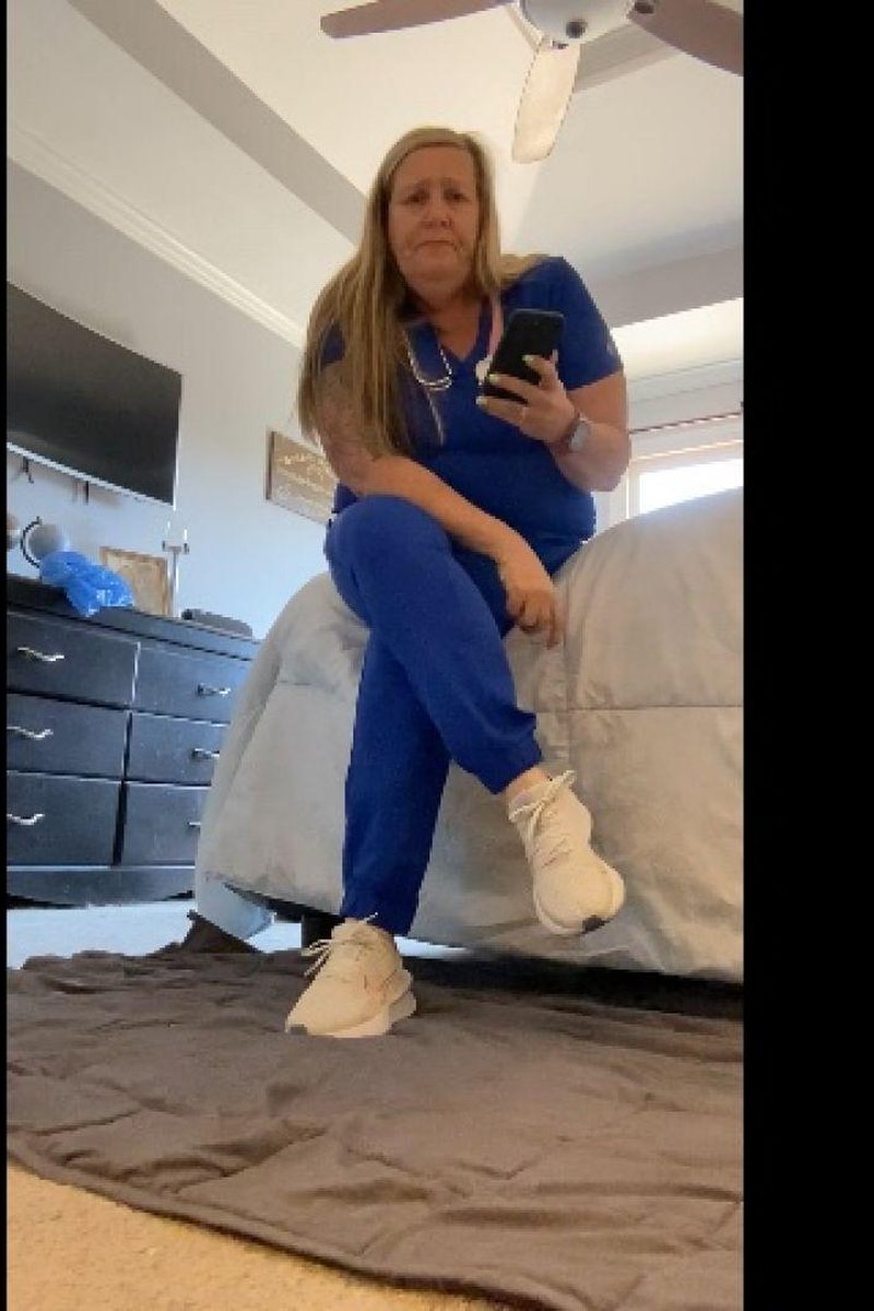 Nurse - Screenshot 1 of 4 - Foot Fetish