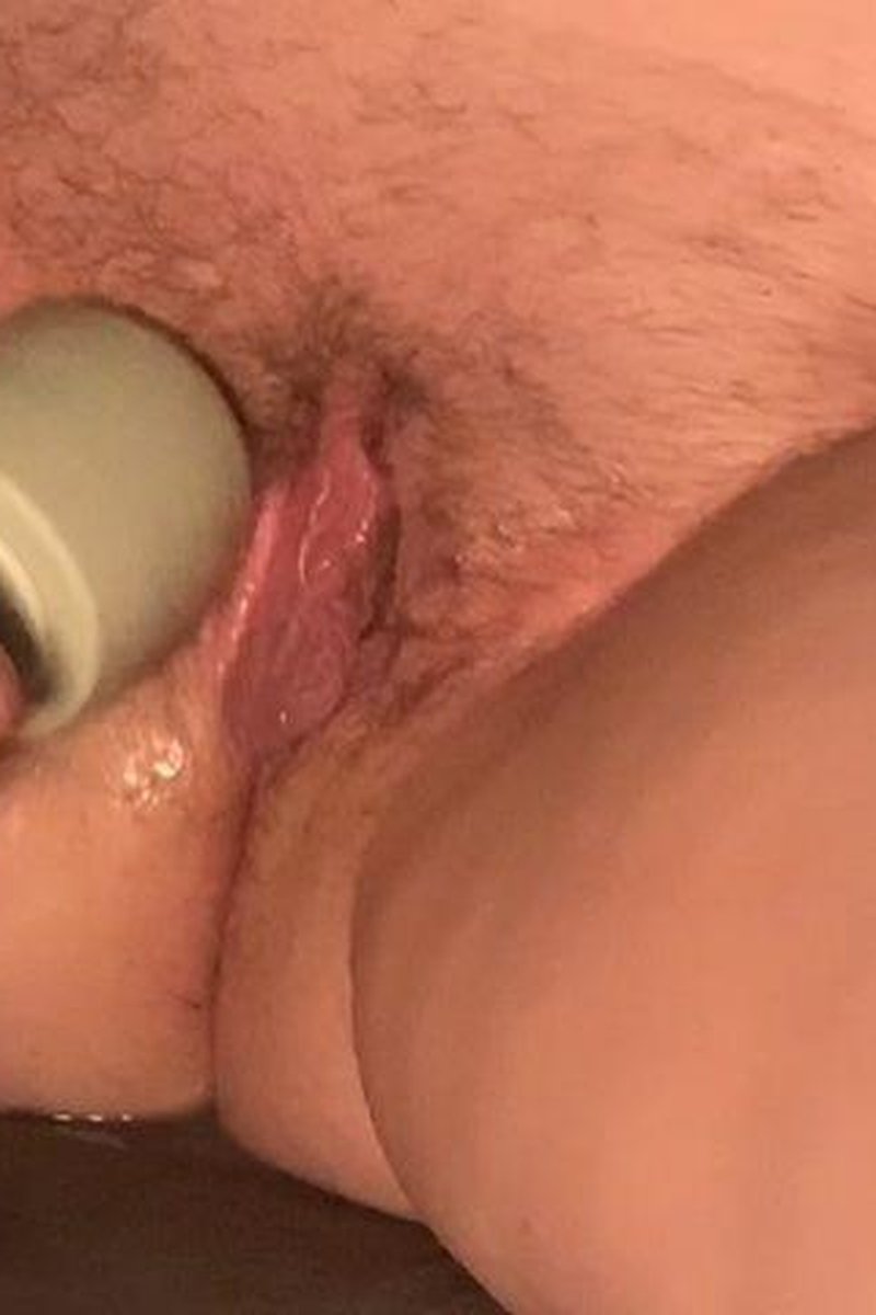 BBW Squirting Session - Screenshot 1 of 4 - BBW