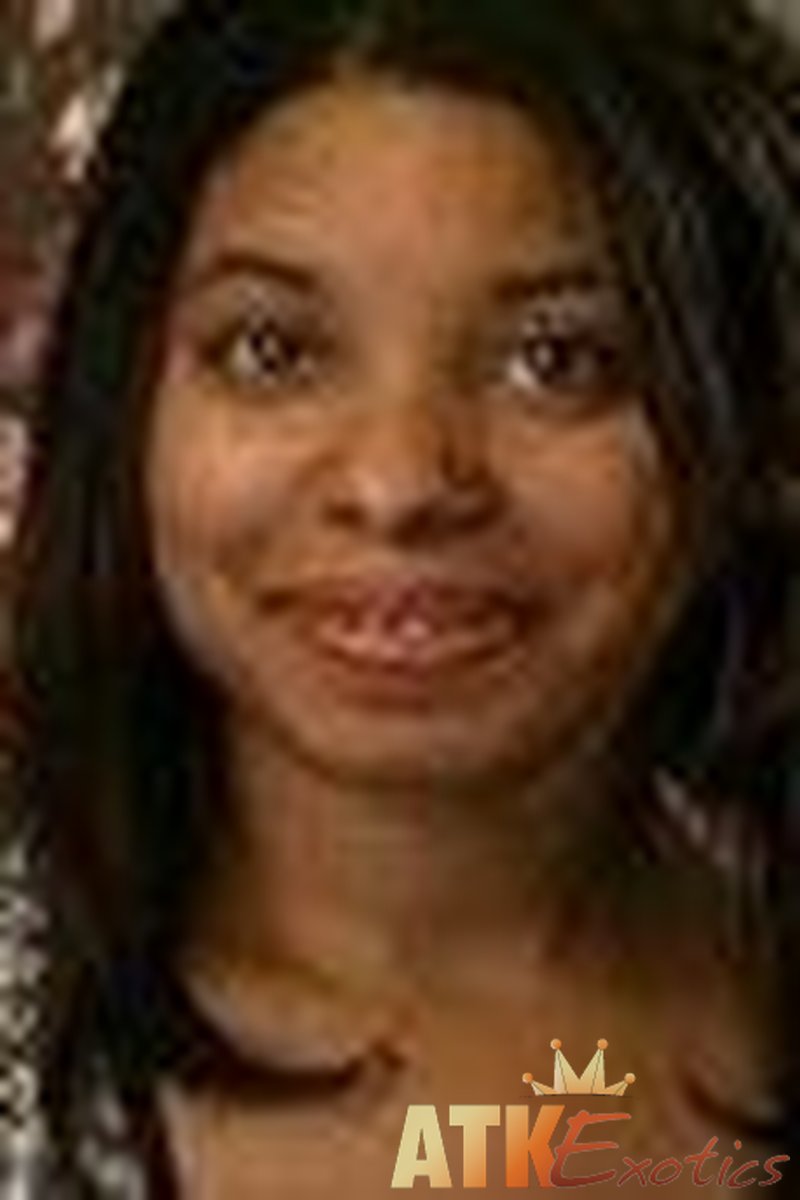 Danielle - Interview - Screenshot 1 of 4 - Danielle Dan041