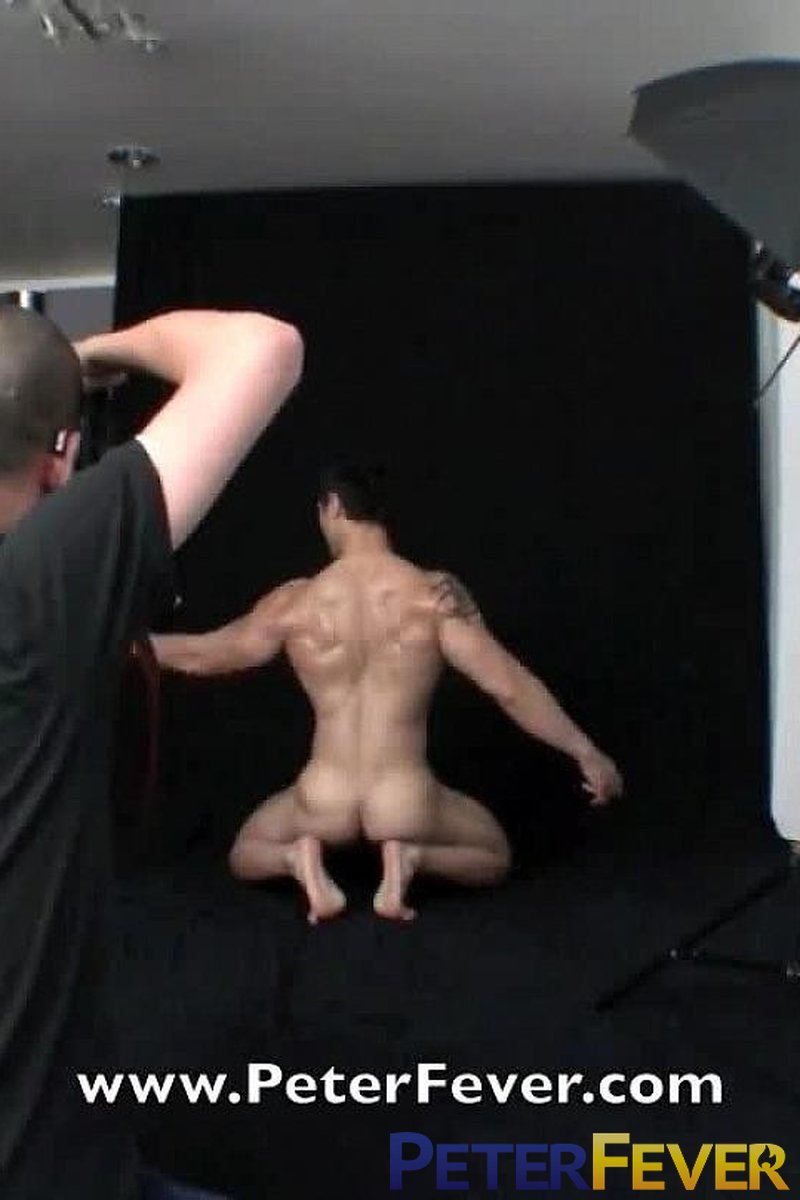 Behind-the-Scenes - Screenshot 1 of 4 - Asian