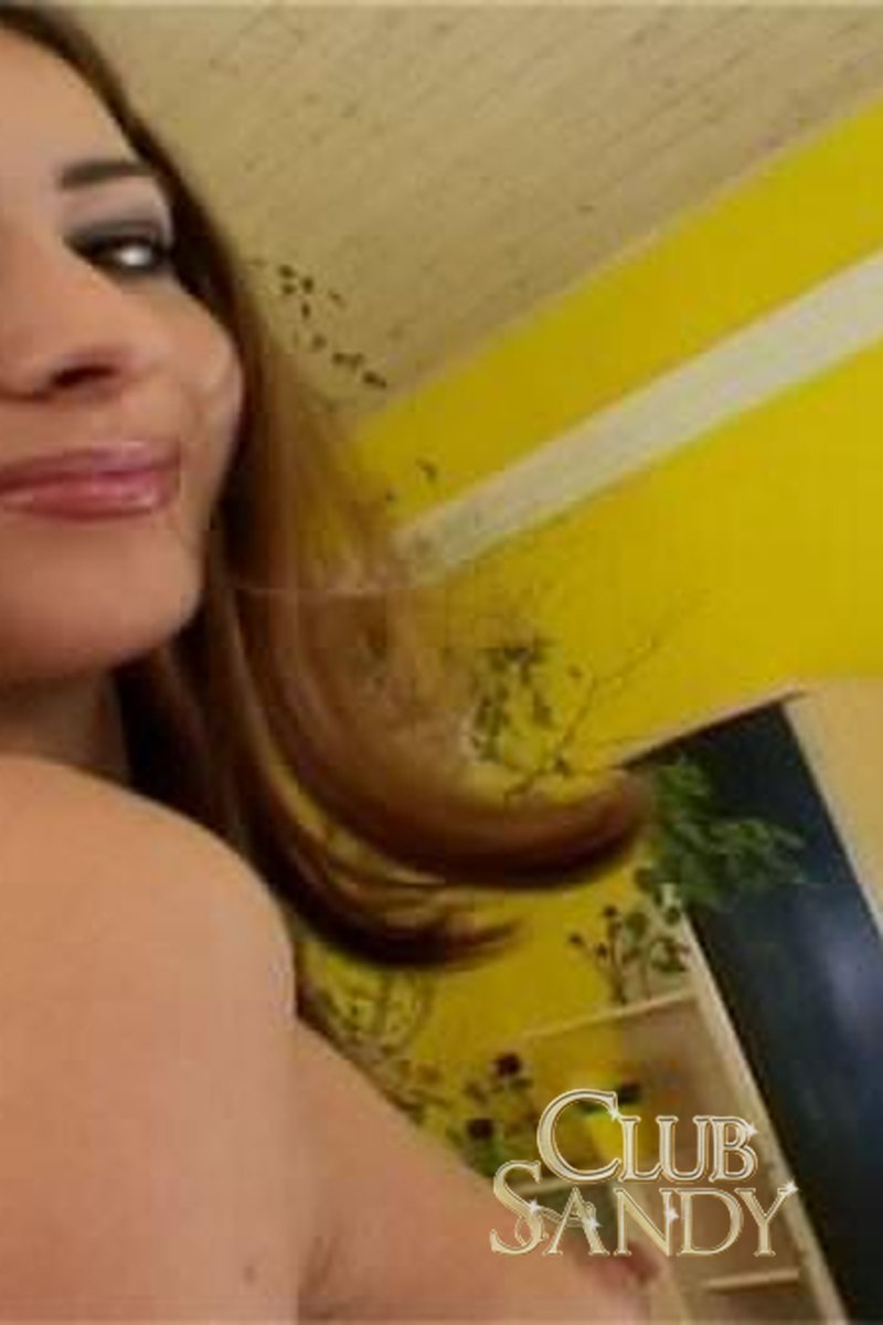 A Real First-Timer - Screenshot 1 of 4 - Babes