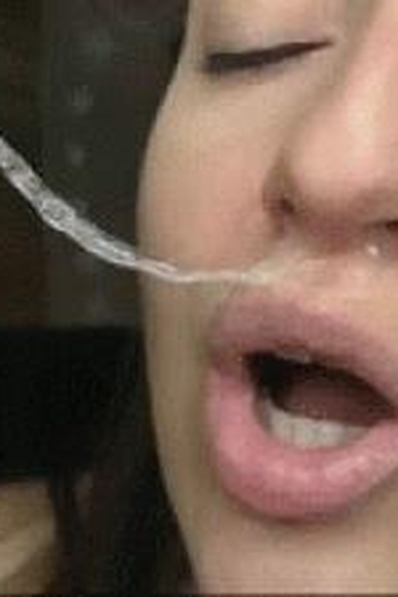 Extreme Snot - Screenshot 1 of 4 - Nose Blowing Fetish