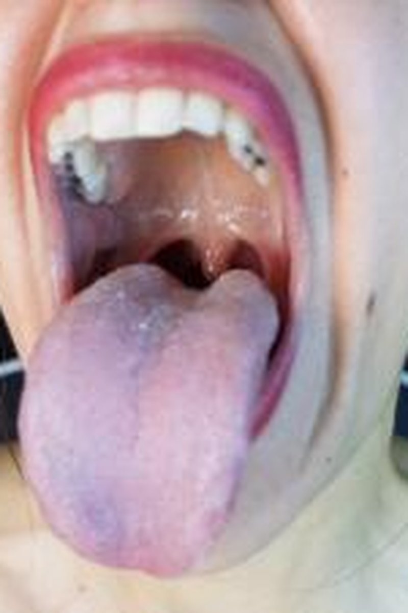 Uvula Fetish - Screenshot 1 of 4 - Body Worship