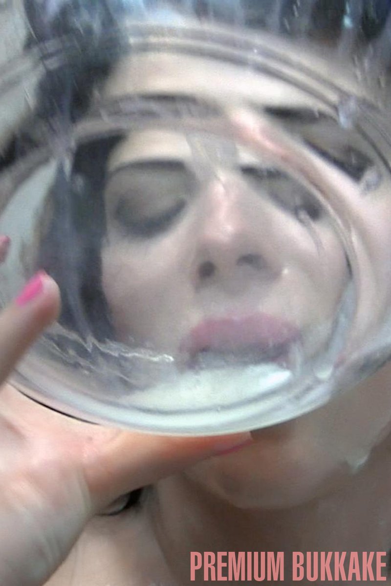 Elya #1 - First Camera - Screenshot 1 of 4 - Bukkake