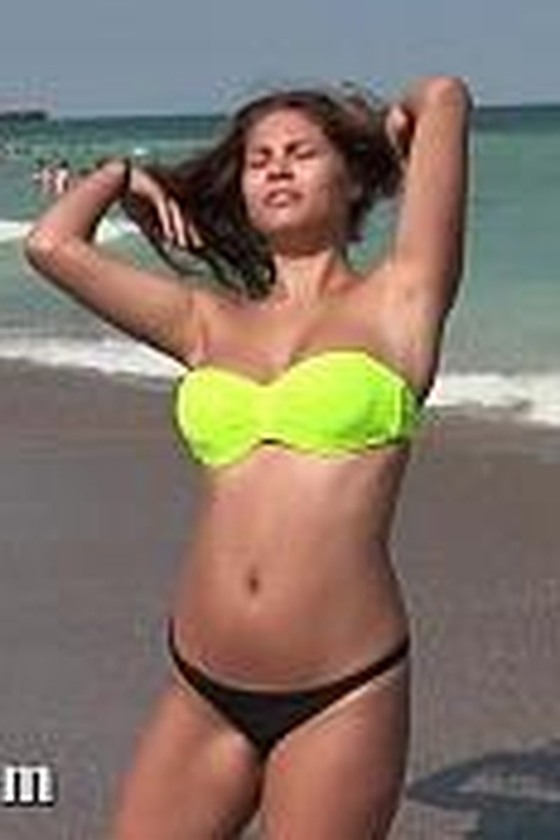 Roxana - Screenshot 1 of 4 - Amateur