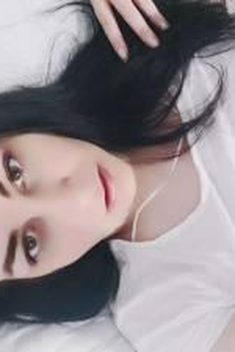 Skype Id - Screenshot 1 of 4 - Bitch