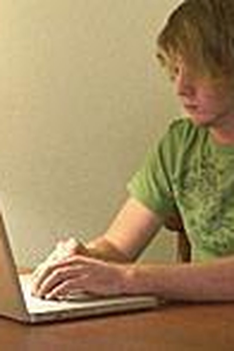 Elliot - Screenshot 1 of 4 - Amateur