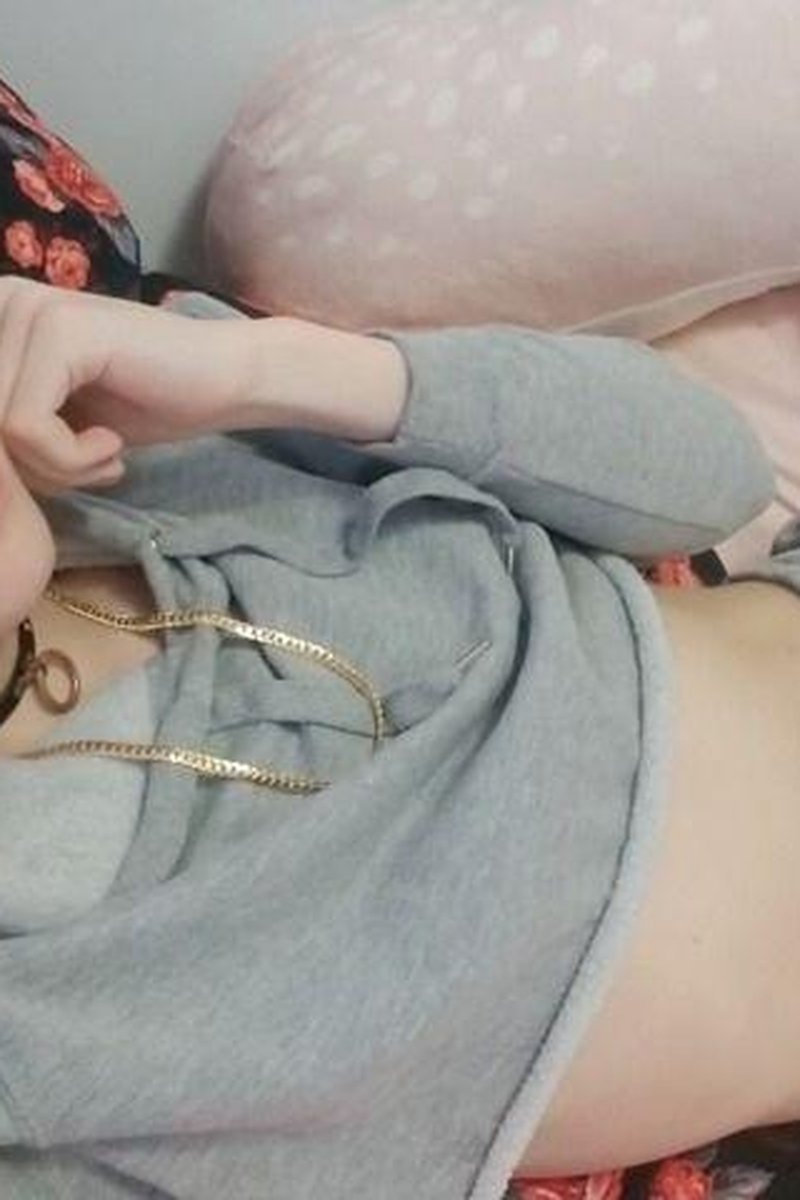 Cute Trans Teen Makes Porn On Her Phone - Screenshot 1 of 4 - Masturbation