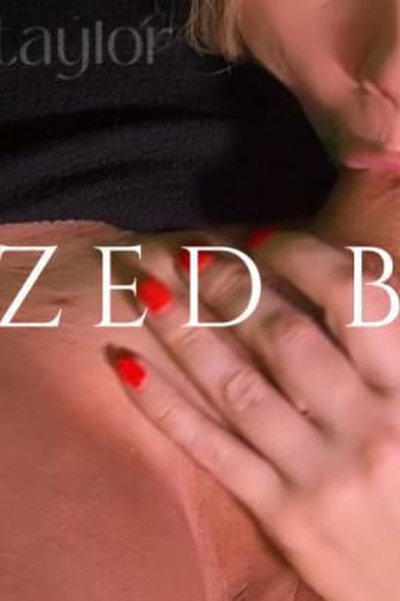 Glazed Buns - Screenshot 1 of 4 - Blowjob