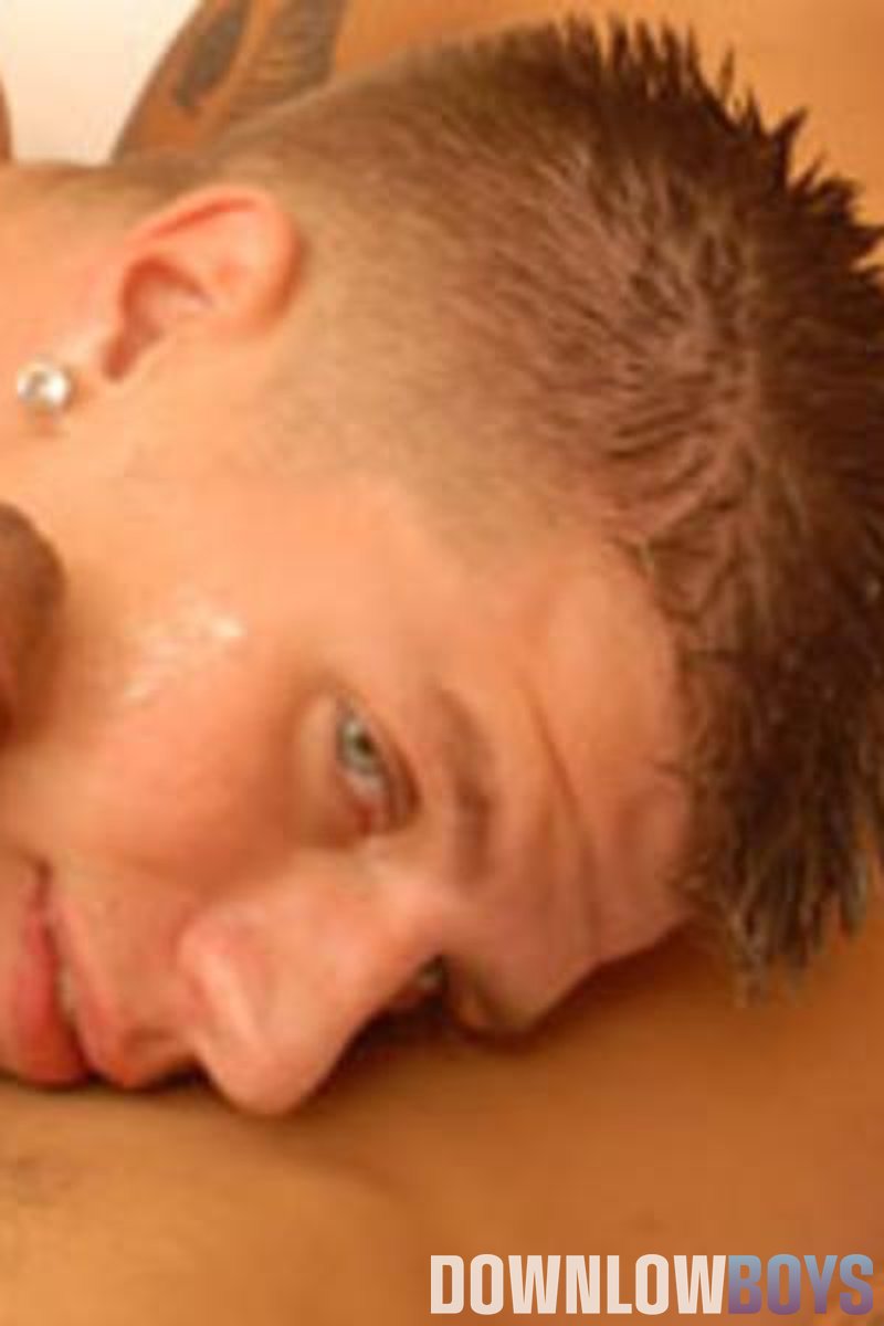 Dixson - Screenshot 1 of 4 - Anal