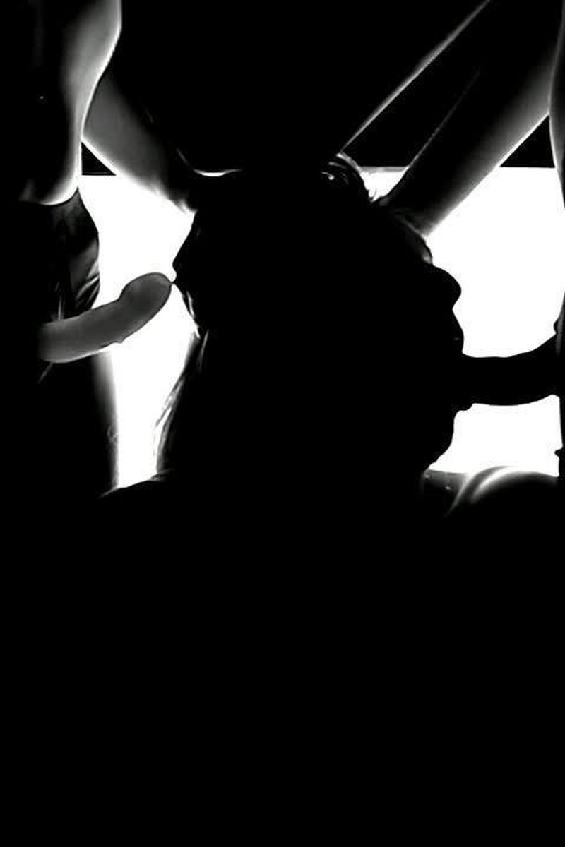 Double BJ - Screenshot 1 of 4 - Blowjob