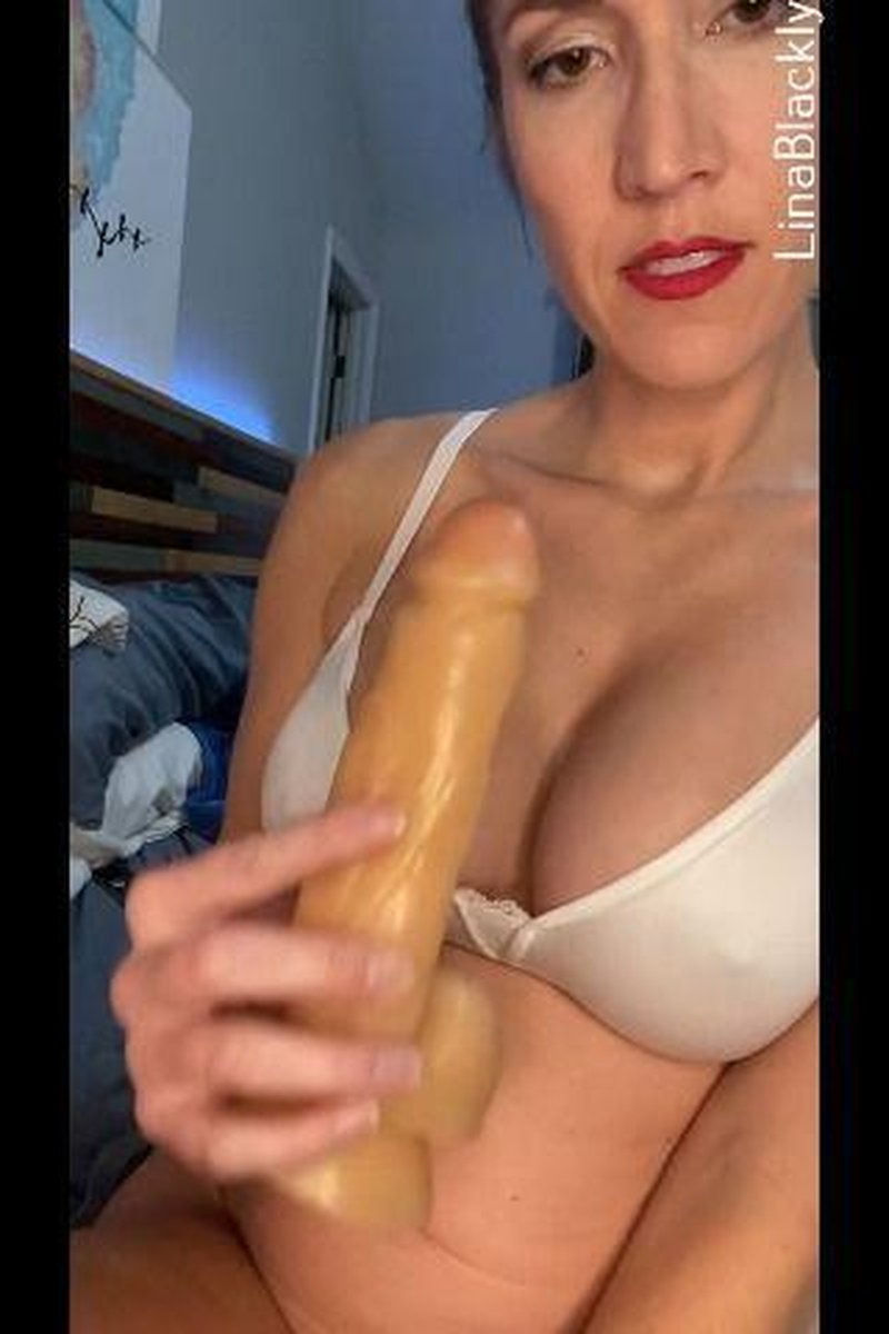 Big Toy Fun - Screenshot 1 of 4 - Big Dick