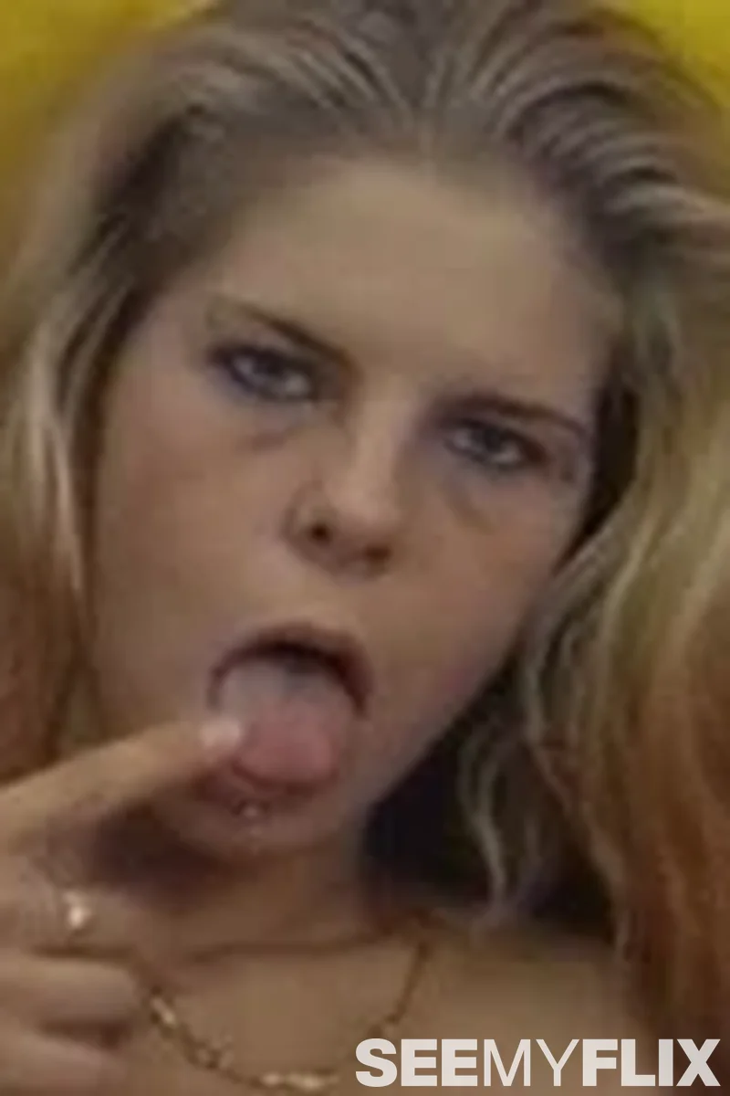 Nasty Slut - Screenshot 1 of 4 - Squirting