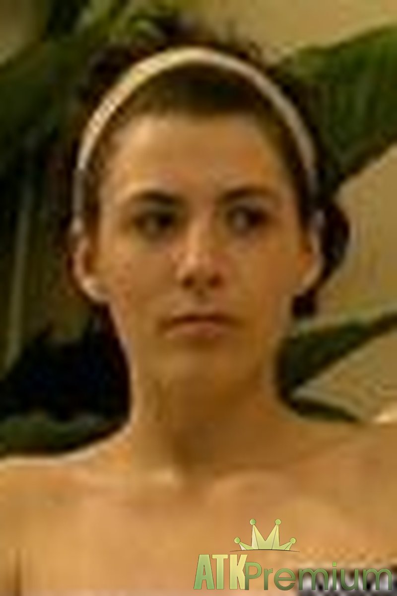 Maureen - Interview - Screenshot 1 of 4 - Maureen Mau001