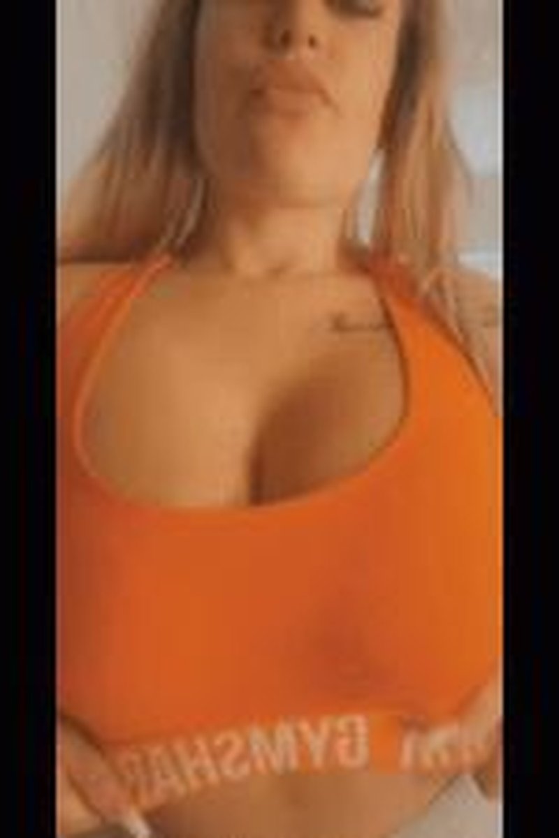 Sweat Licker - Screenshot 1 of 4 - Armpit Fetish