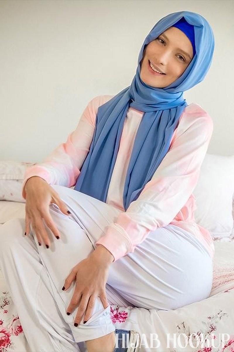 Breaking the Rules - Screenshot 1 of 4 - Adorable