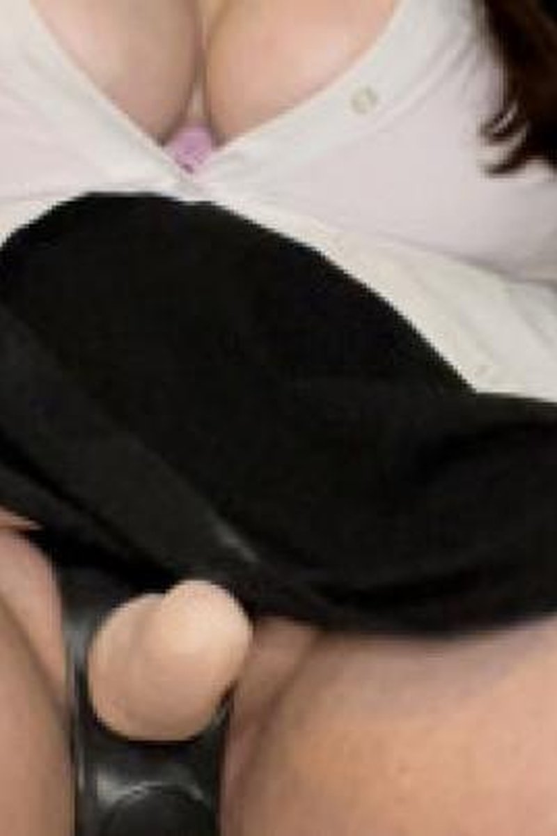 Cuckold - Screenshot 1 of 4 - Cuckolding