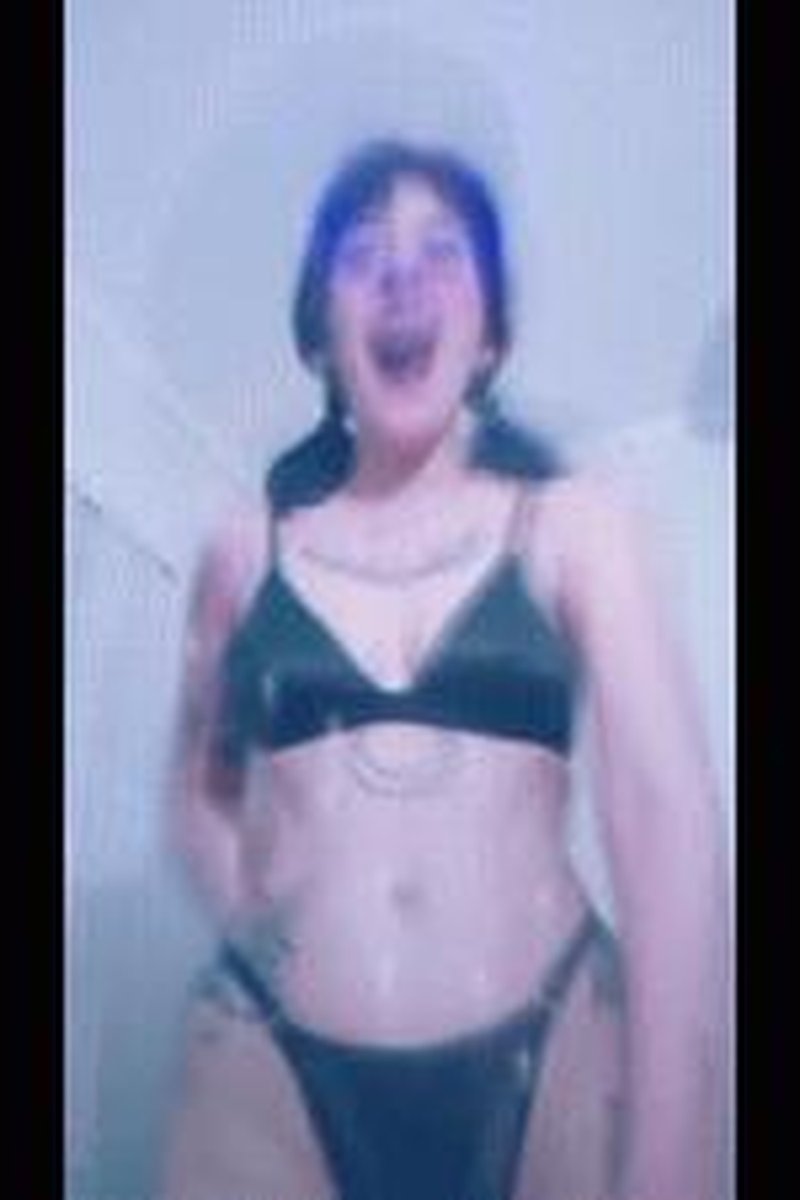 Lol Loser - Screenshot 1 of 4 - Femdom