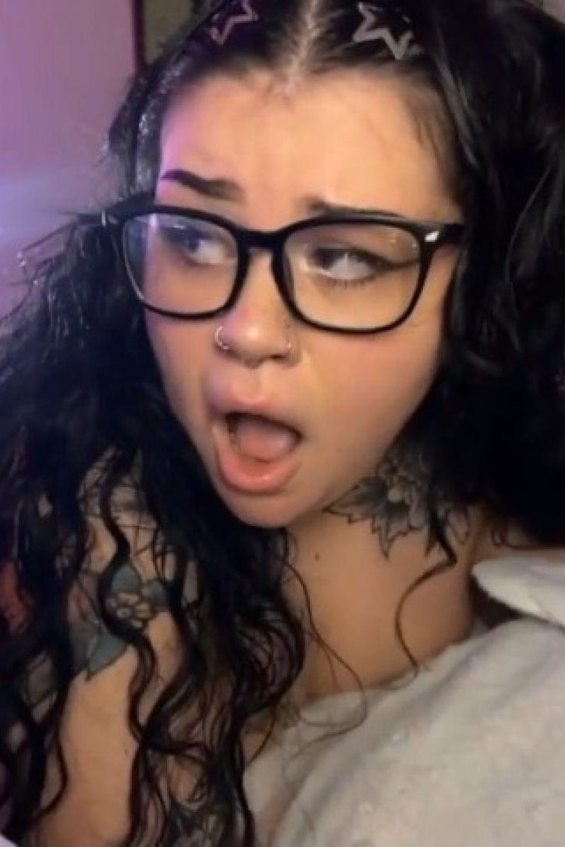 Splitscreen Jerk Off Instructions - Screenshot 1 of 4 - Ass Fetish