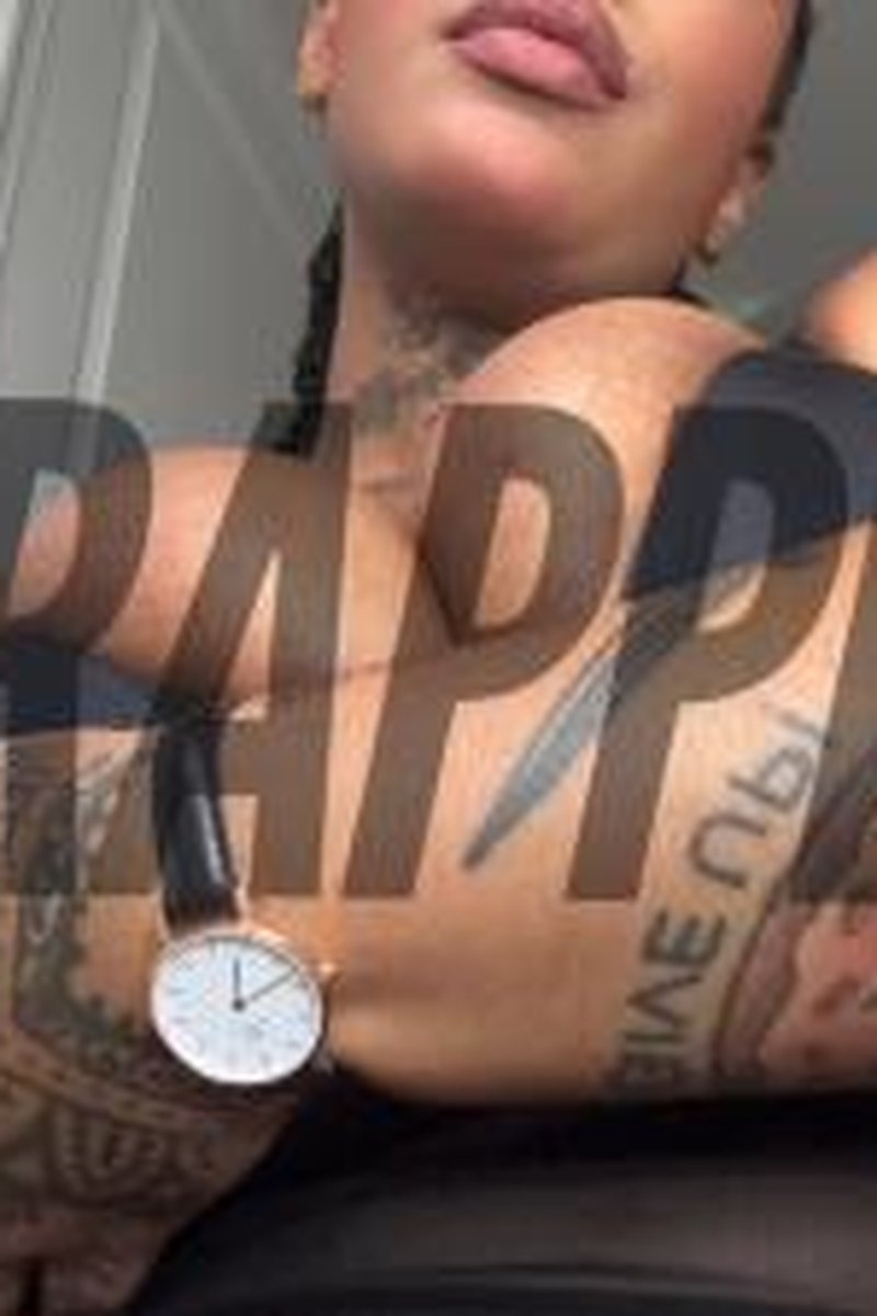 Trapped - Screenshot 1 of 4 - Big Tits